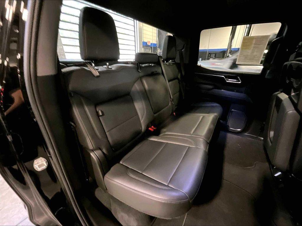 used 2024 GMC Sierra 1500 car, priced at $43,800