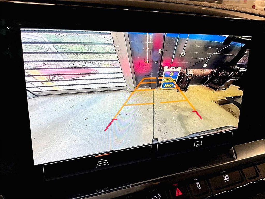 used 2024 GMC Sierra 1500 car, priced at $43,800