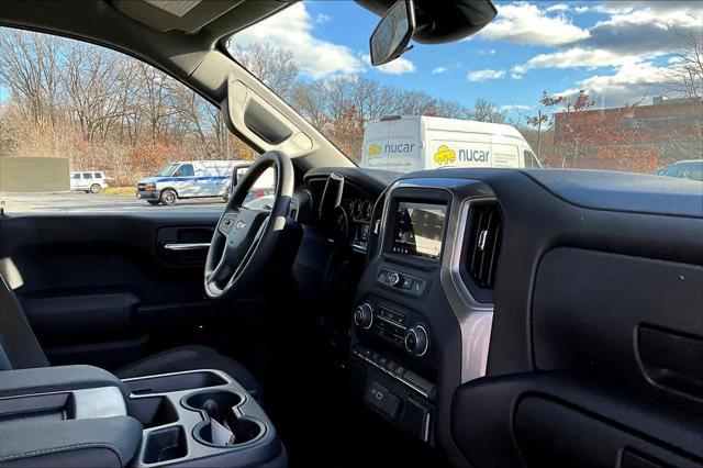 new 2025 Chevrolet Silverado 1500 car, priced at $46,760