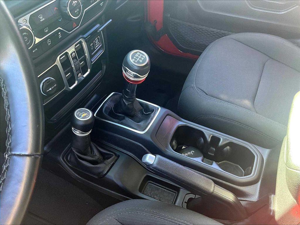 used 2021 Jeep Wrangler Unlimited car, priced at $31,987
