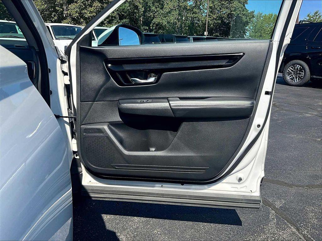 used 2023 Honda CR-V car, priced at $31,297