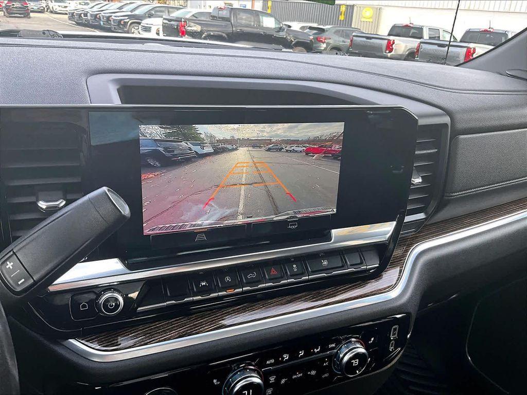 used 2022 GMC Sierra 1500 car, priced at $36,998