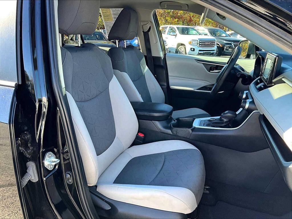 used 2022 Toyota RAV4 Hybrid car, priced at $26,300