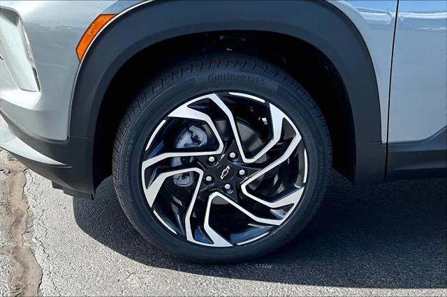 new 2025 Chevrolet TrailBlazer car, priced at $30,720