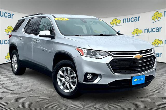 used 2021 Chevrolet Traverse car, priced at $33,556