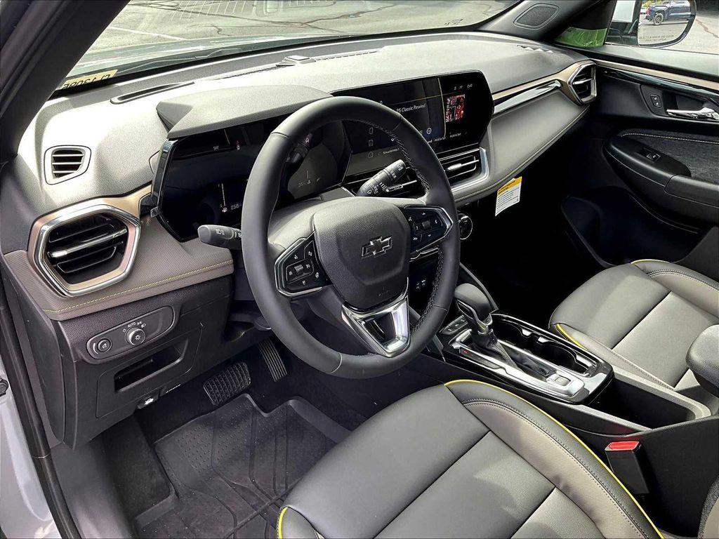 new 2025 Chevrolet TrailBlazer car, priced at $30,935
