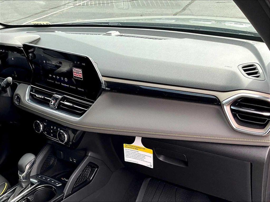 new 2025 Chevrolet TrailBlazer car, priced at $30,935