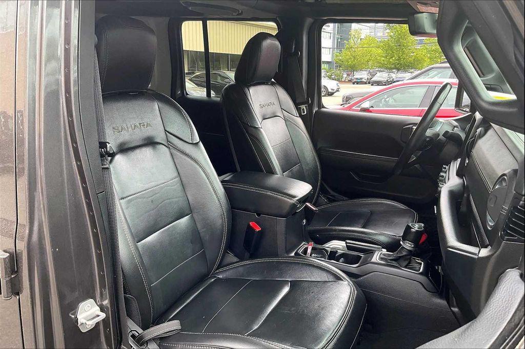 used 2021 Jeep Wrangler Unlimited car, priced at $32,061
