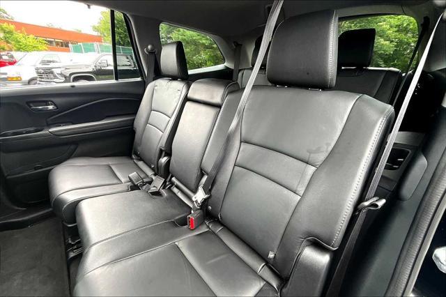 used 2022 Honda Pilot car, priced at $31,397