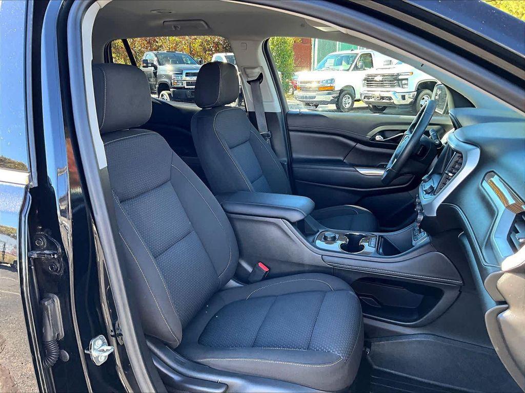 used 2022 GMC Acadia car, priced at $29,515