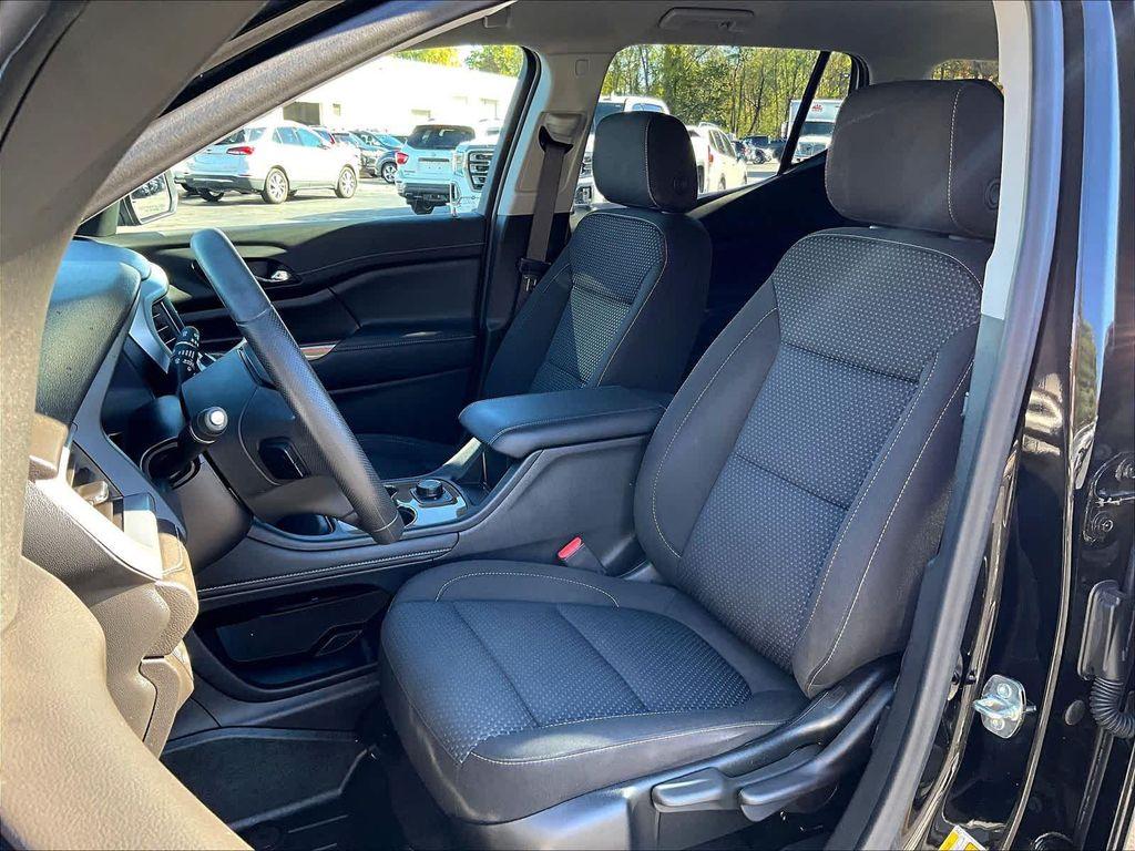 used 2022 GMC Acadia car, priced at $29,515