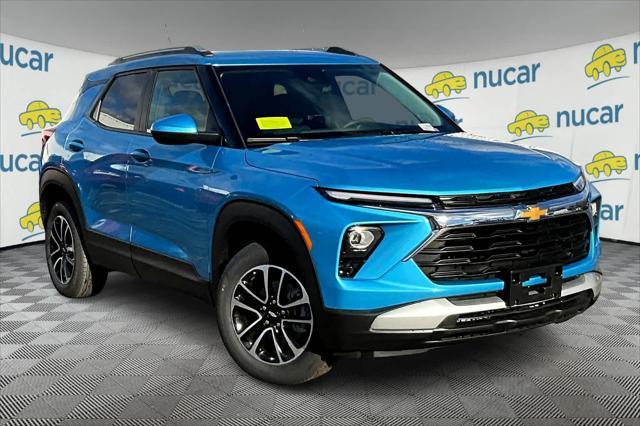 new 2025 Chevrolet TrailBlazer car, priced at $28,480