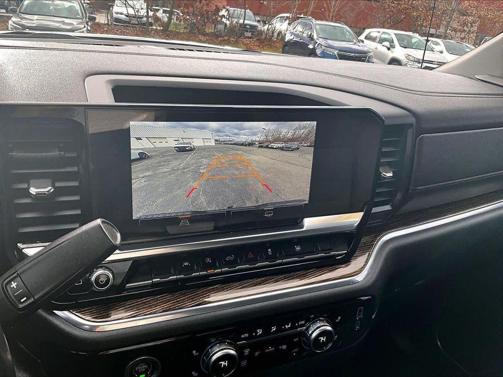 used 2022 GMC Sierra 1500 car, priced at $34,599