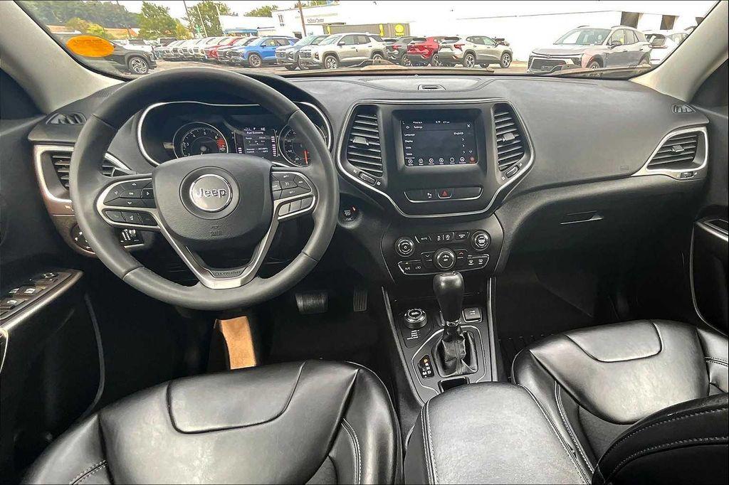 used 2020 Jeep Cherokee car, priced at $19,397