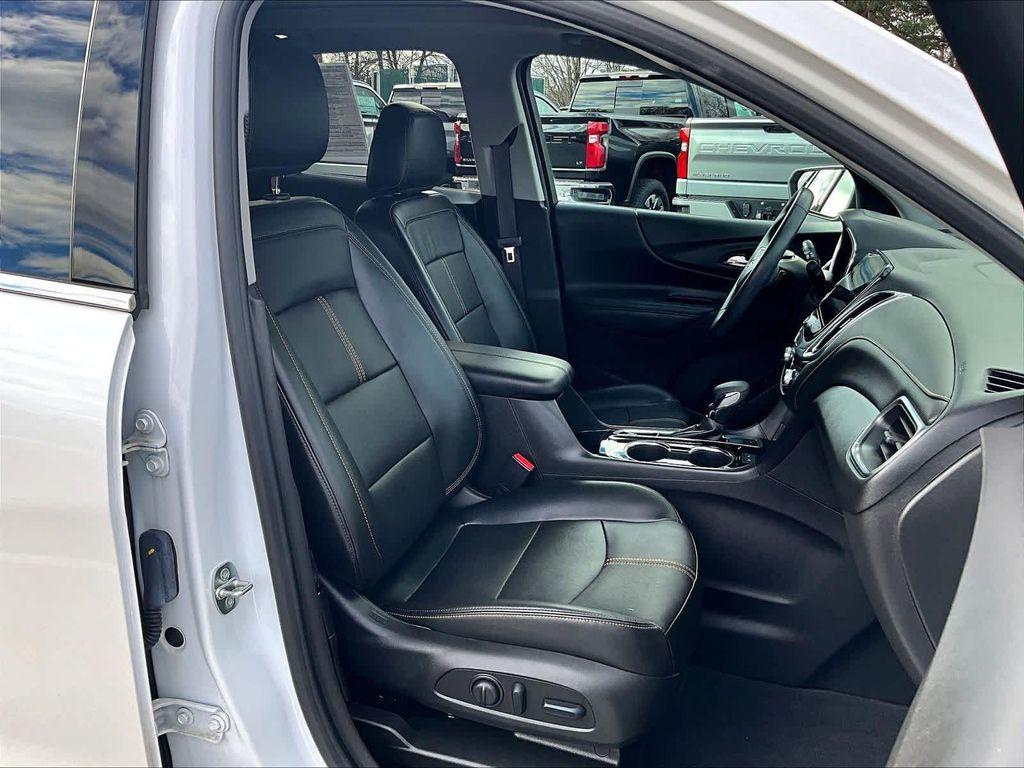 used 2022 Chevrolet Equinox car, priced at $24,420