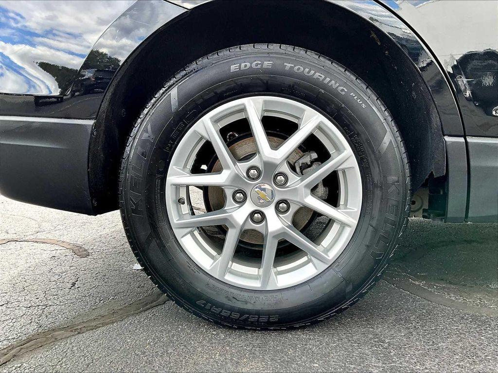 used 2022 Chevrolet Equinox car, priced at $21,486