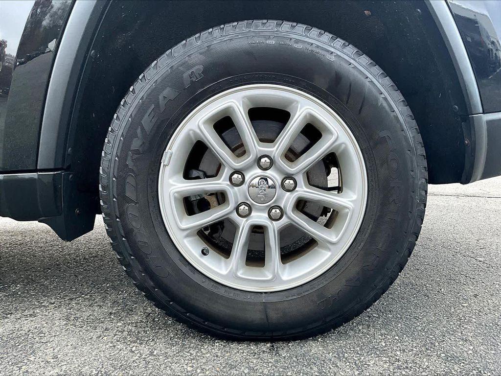 used 2020 Jeep Grand Cherokee car, priced at $19,800