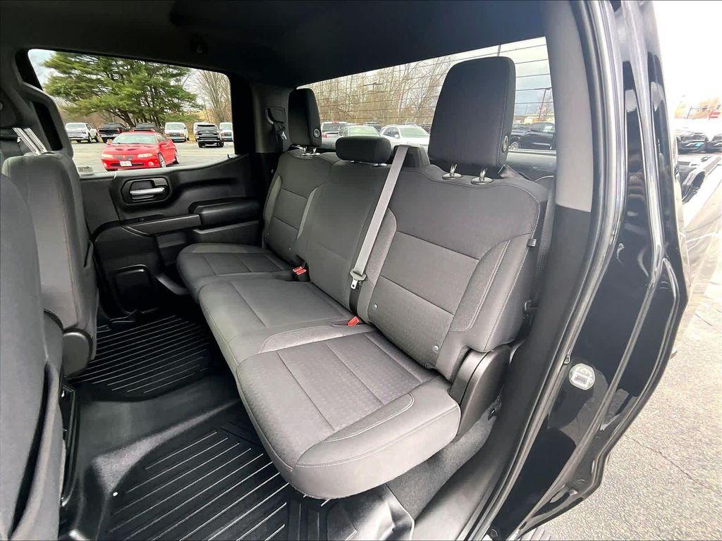 used 2022 Chevrolet Silverado 1500 car, priced at $27,987