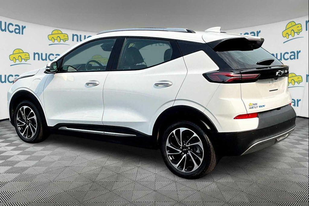 used 2022 Chevrolet Bolt EUV car, priced at $20,471