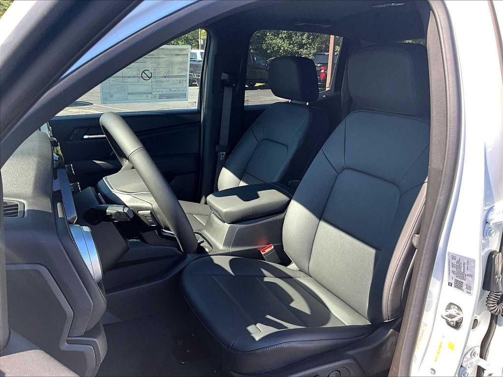 new 2025 Chevrolet Colorado car, priced at $41,115