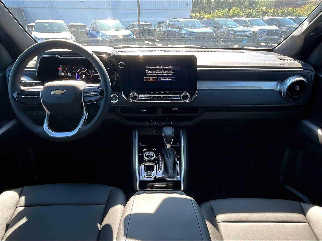 new 2025 Chevrolet Colorado car, priced at $41,115