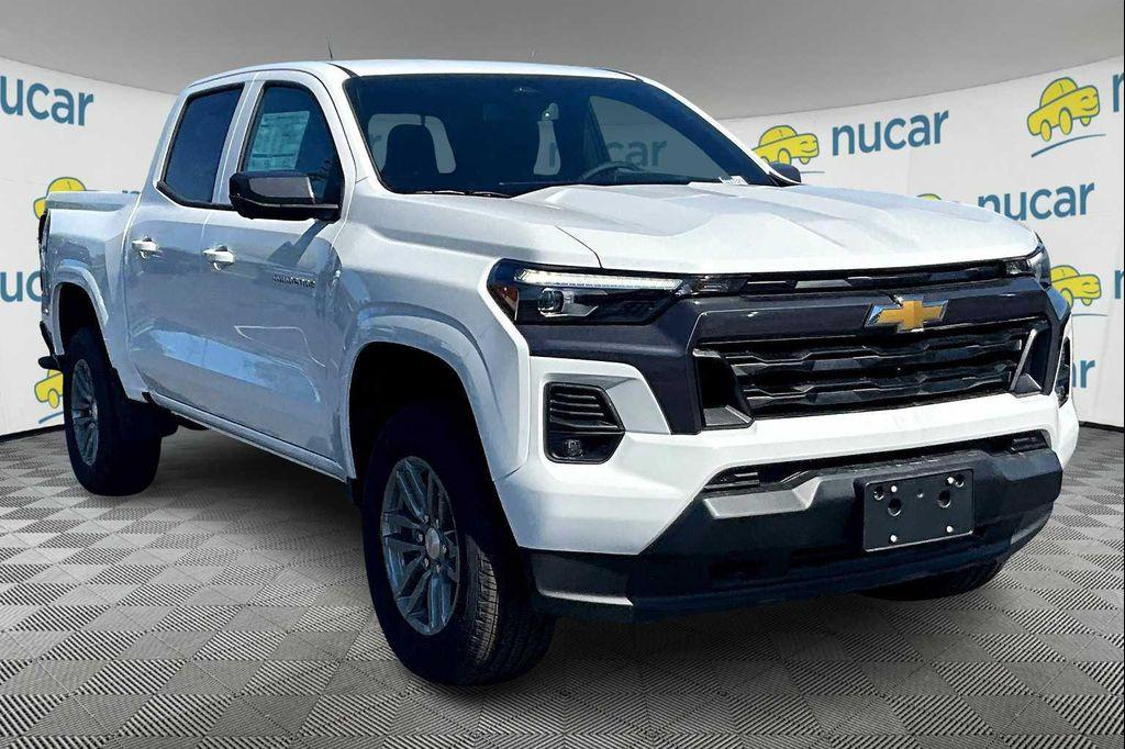 new 2025 Chevrolet Colorado car, priced at $41,115