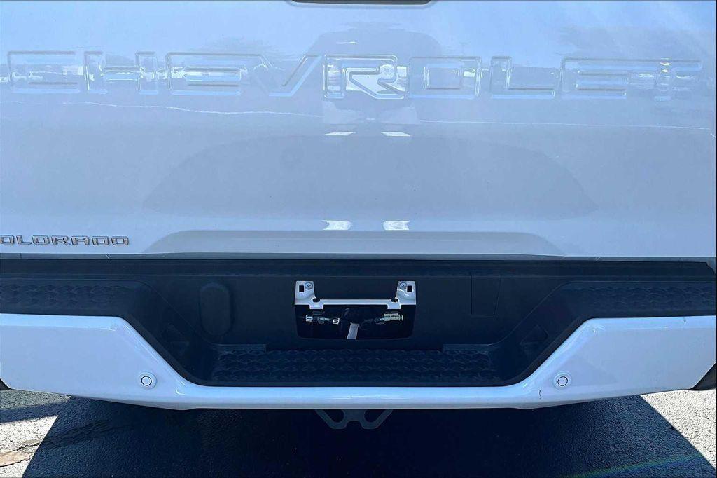 new 2025 Chevrolet Colorado car, priced at $41,115