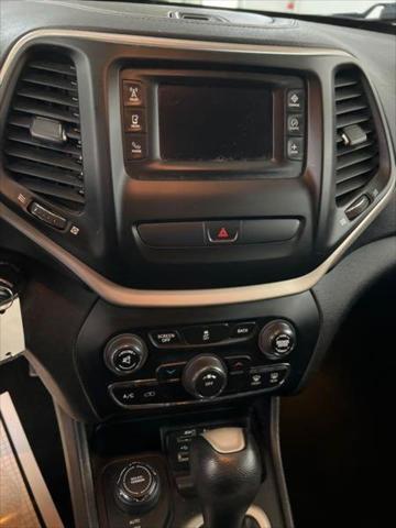 used 2015 Jeep Cherokee car, priced at $9,995