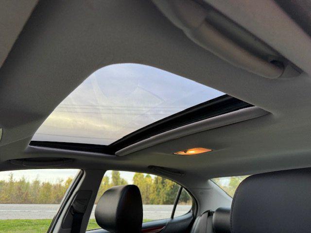 used 2005 Lexus ES 330 car, priced at $8,995