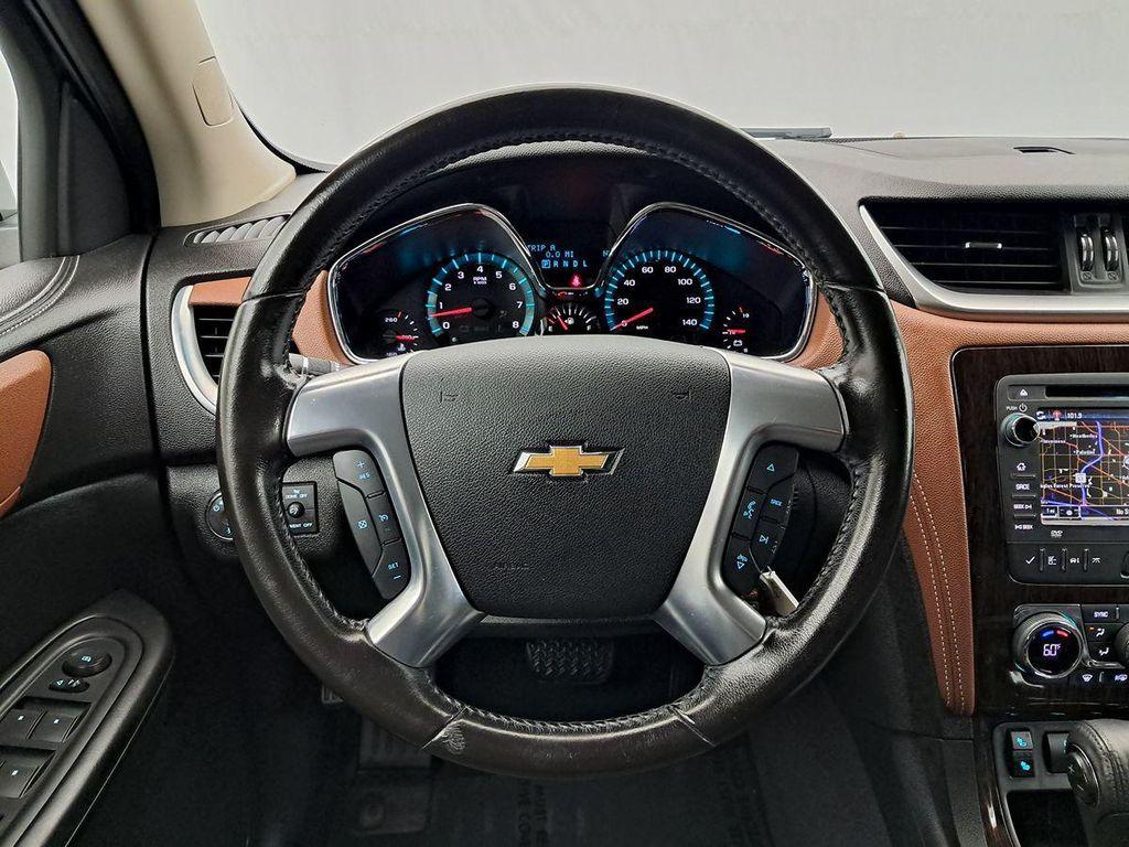 used 2015 Chevrolet Traverse car, priced at $11,559