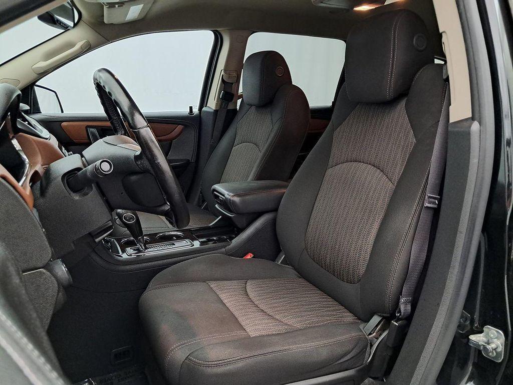 used 2015 Chevrolet Traverse car, priced at $11,559
