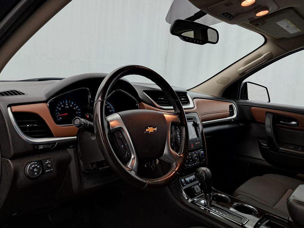 used 2015 Chevrolet Traverse car, priced at $11,559