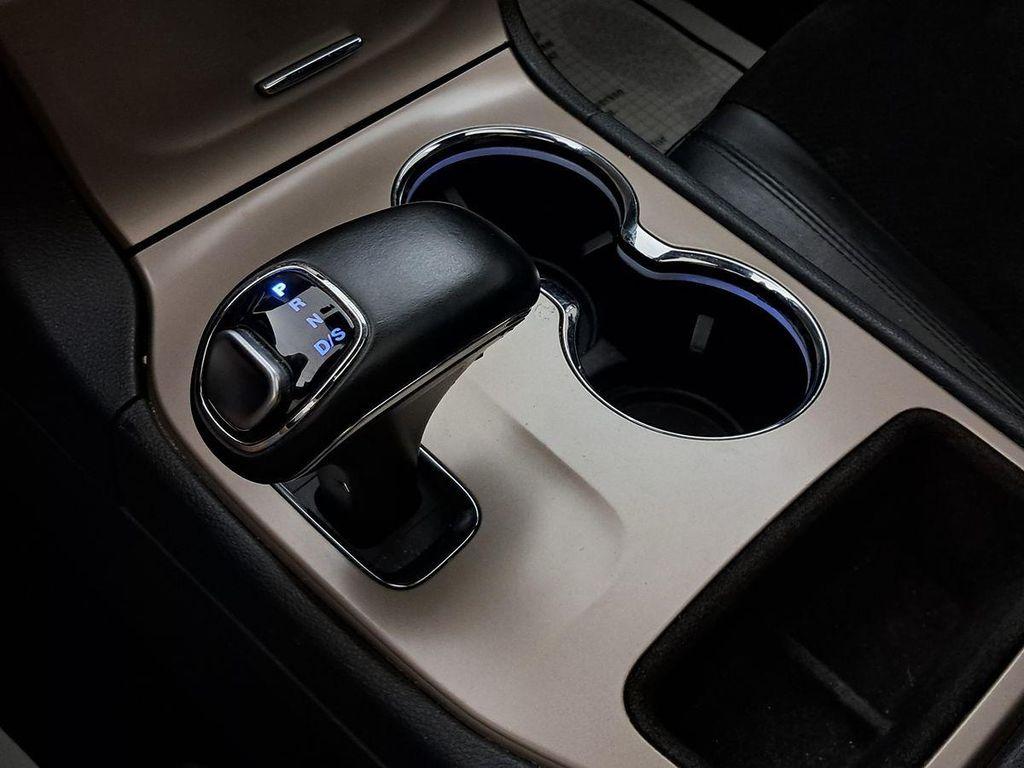 used 2014 Jeep Grand Cherokee car, priced at $11,995