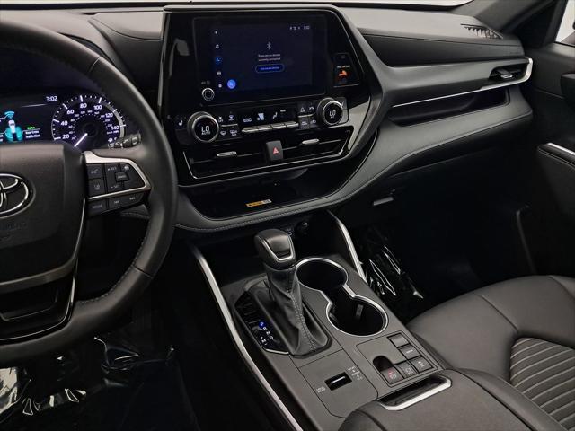 used 2024 Toyota Highlander car, priced at $42,455