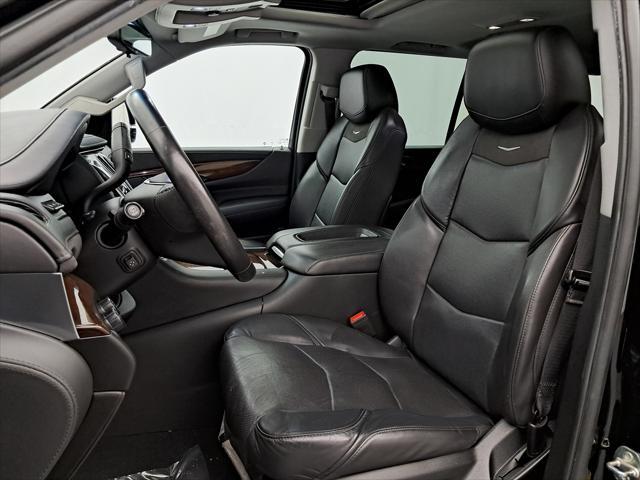used 2020 Cadillac Escalade ESV car, priced at $34,995