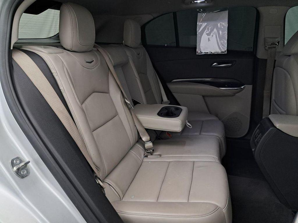 used 2020 Cadillac XT4 car, priced at $17,995