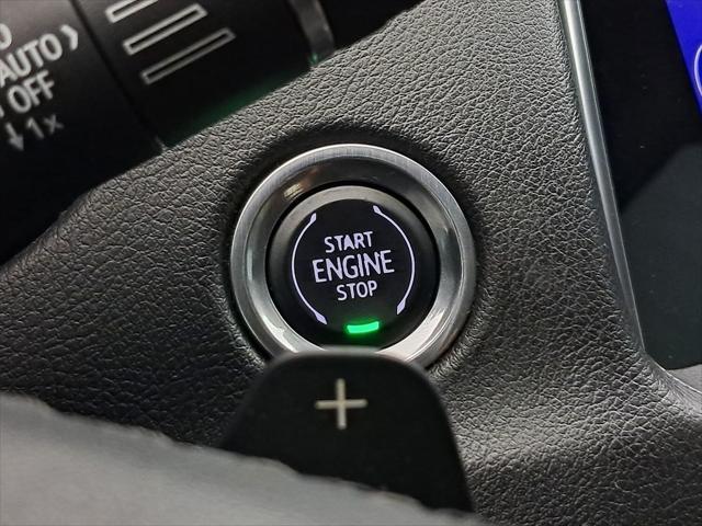 used 2020 Cadillac XT4 car, priced at $17,995
