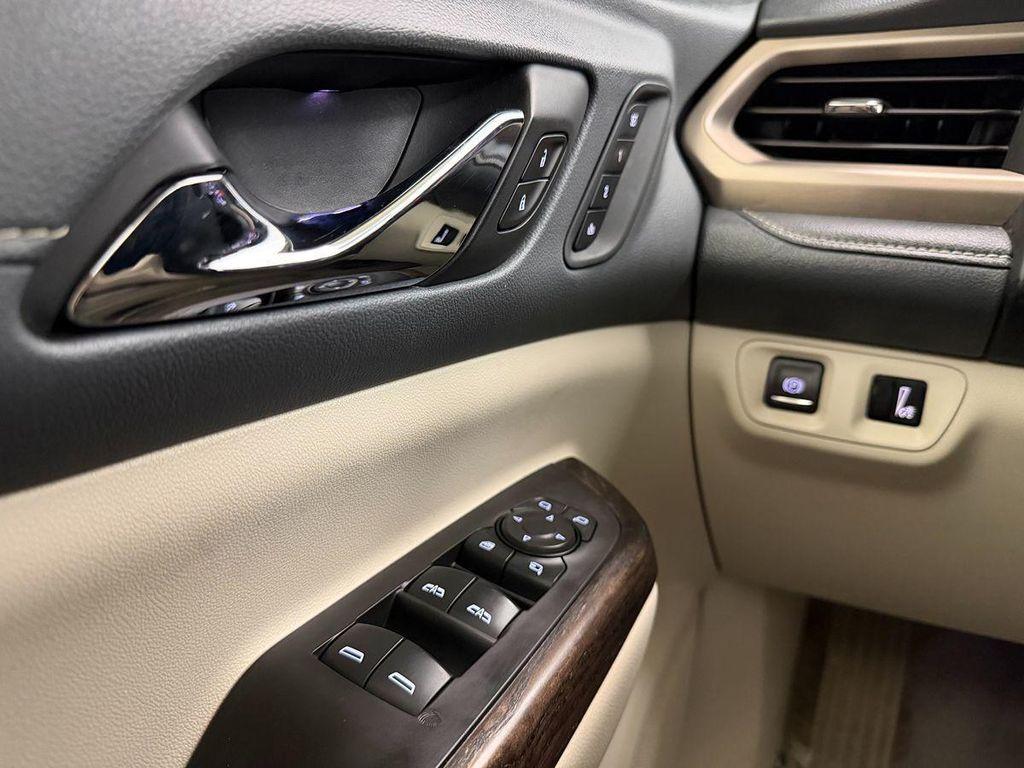 used 2020 GMC Acadia car, priced at $24,999