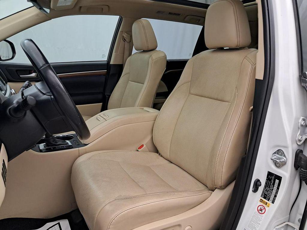 used 2019 Toyota Highlander car, priced at $29,345