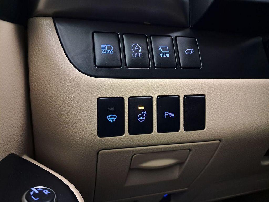 used 2019 Toyota Highlander car, priced at $29,345
