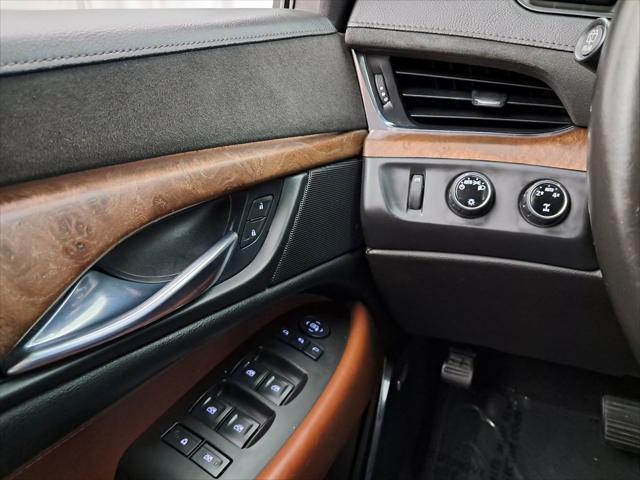 used 2015 Cadillac Escalade car, priced at $25,595