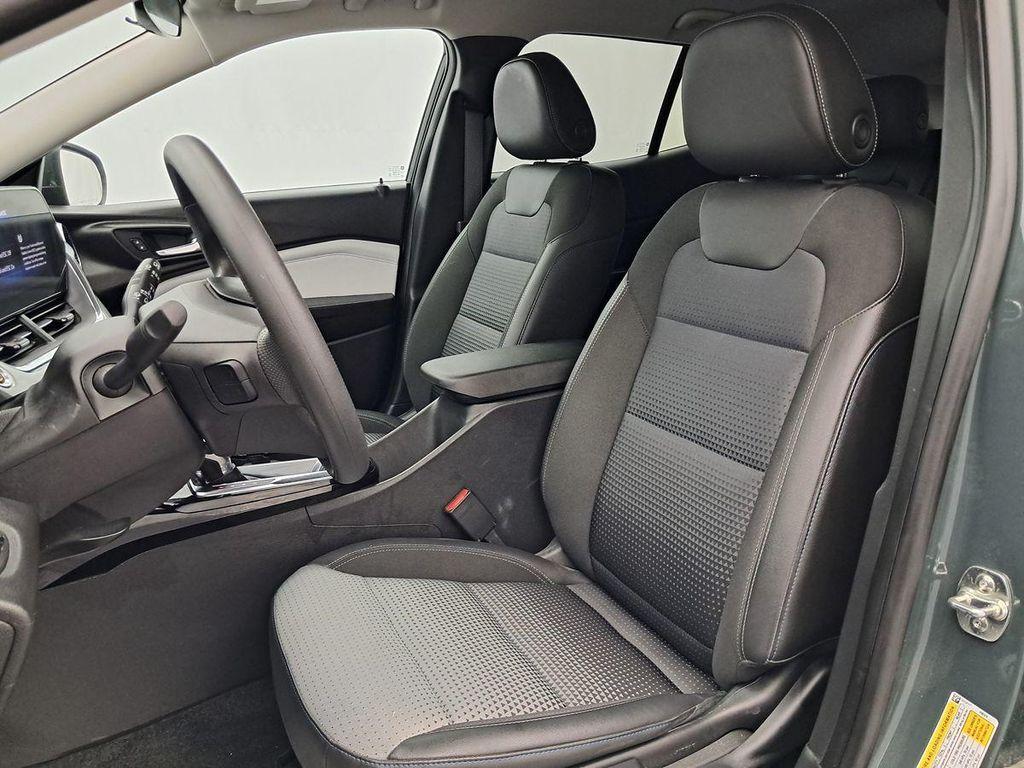 used 2025 Chevrolet Trax car, priced at $23,585