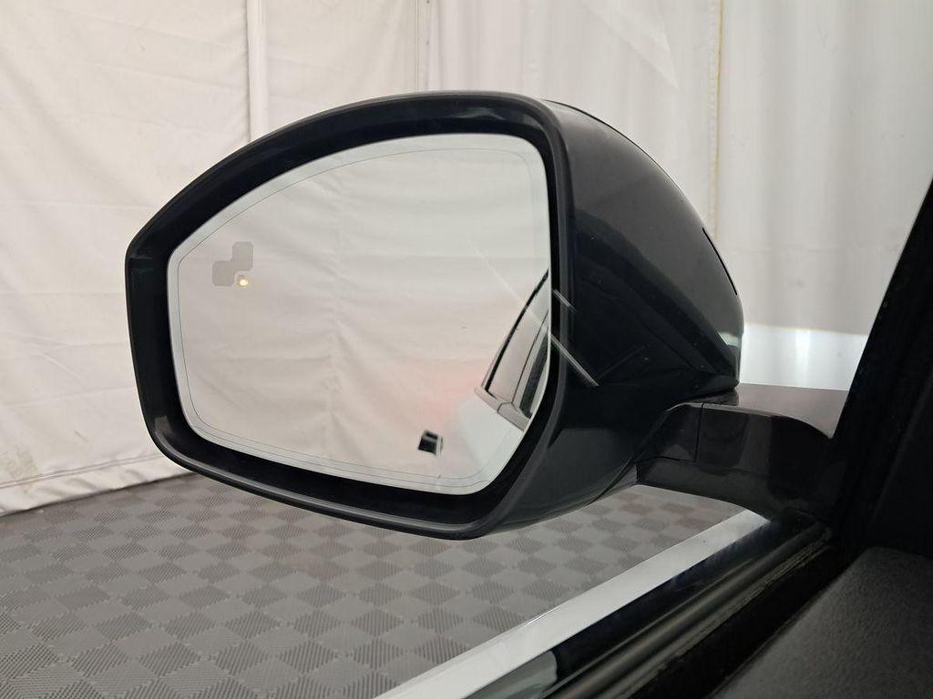 used 2019 Land Rover Range Rover Velar car, priced at $27,649