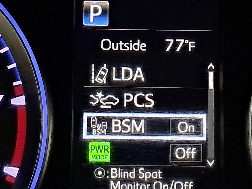 used 2019 Toyota Highlander car, priced at $28,649