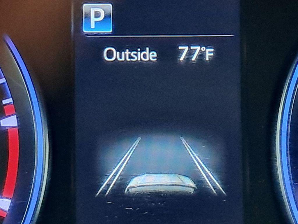 used 2019 Toyota Highlander car, priced at $28,649