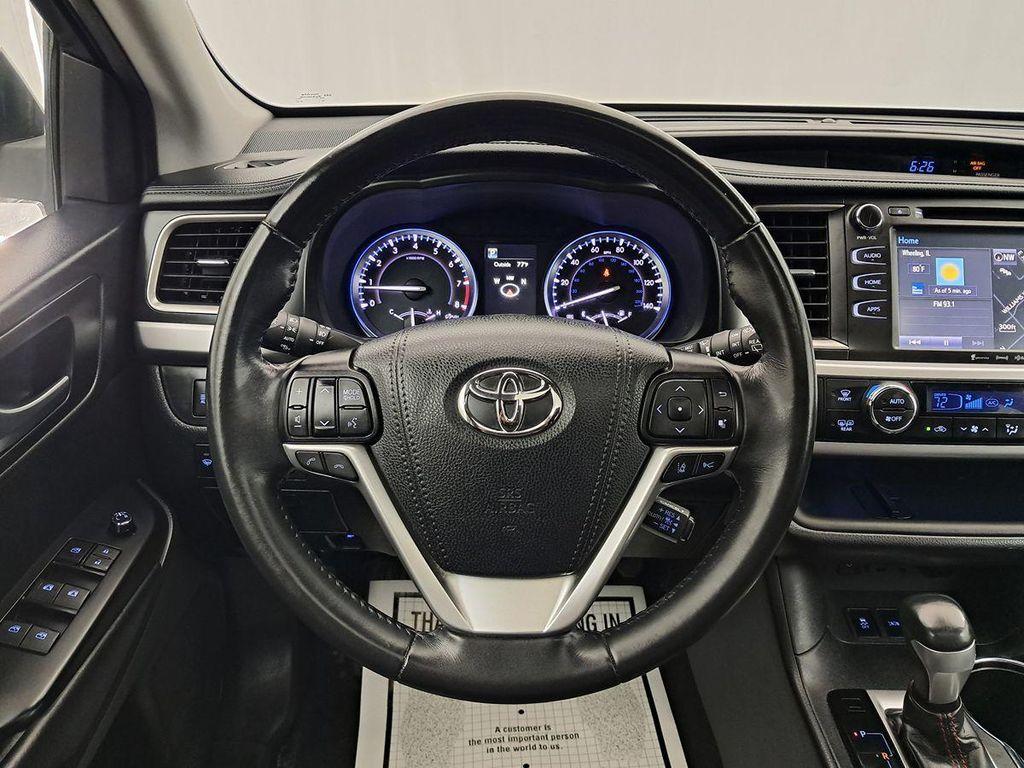 used 2019 Toyota Highlander car, priced at $28,649