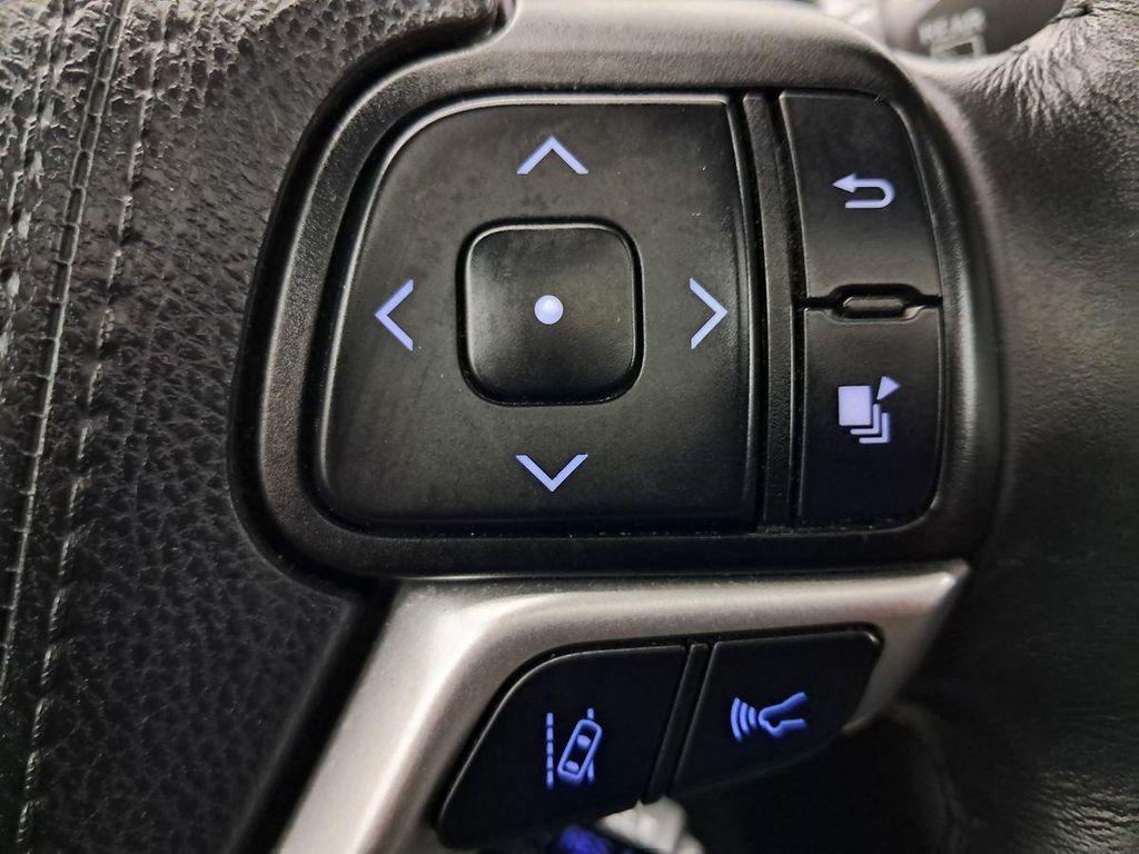 used 2019 Toyota Highlander car, priced at $28,649