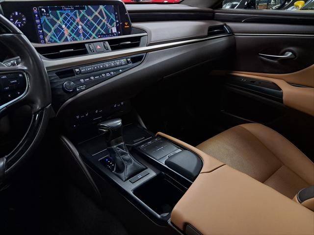 used 2019 Lexus ES 350 car, priced at $27,655