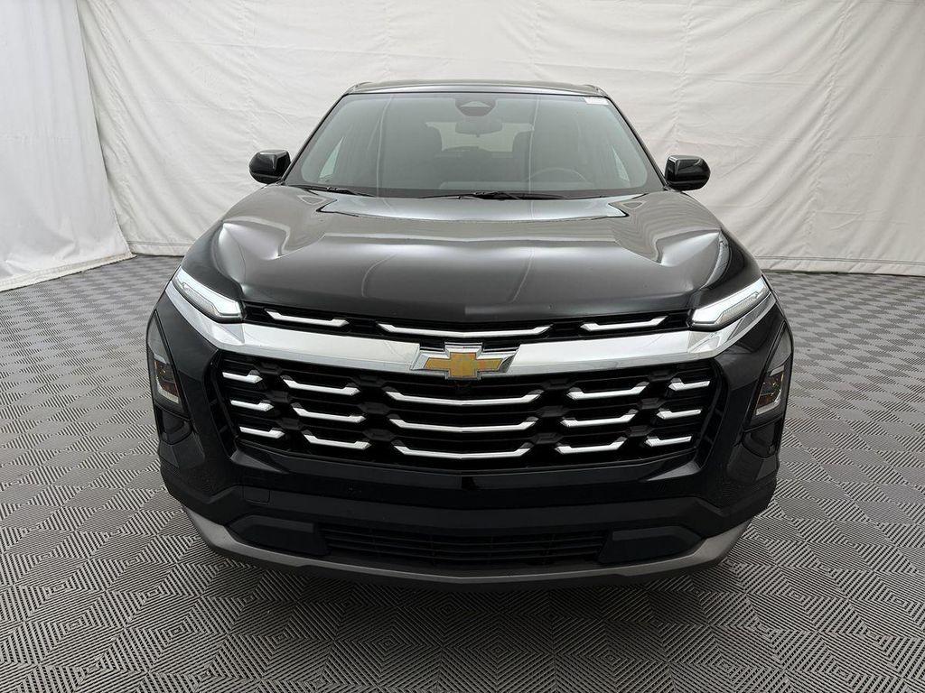 used 2025 Chevrolet Equinox car, priced at $23,549