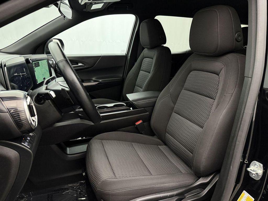 used 2025 Chevrolet Equinox car, priced at $23,549